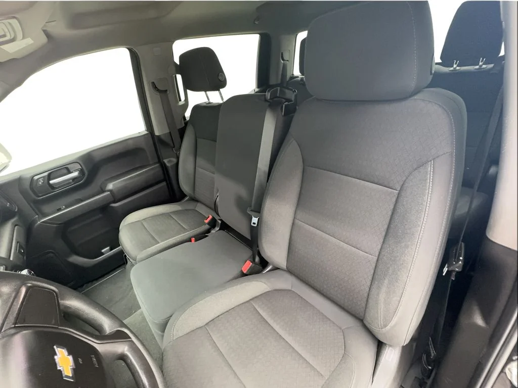 Used 2022 Black Chevrolet Custom image 21