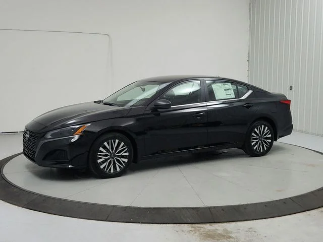 New 2026 Black Nissan 2.5 SV image 3