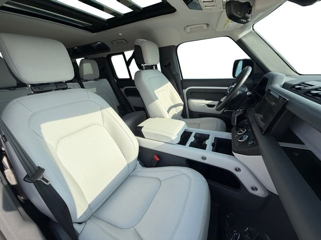 Certified Used 2025 White Land Rover S image 16