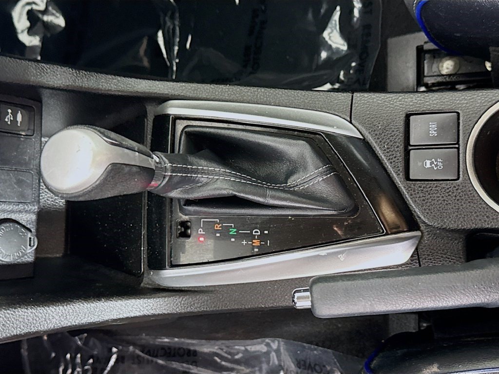 Used 2018 Black Sand Pearl Toyota SE image 16