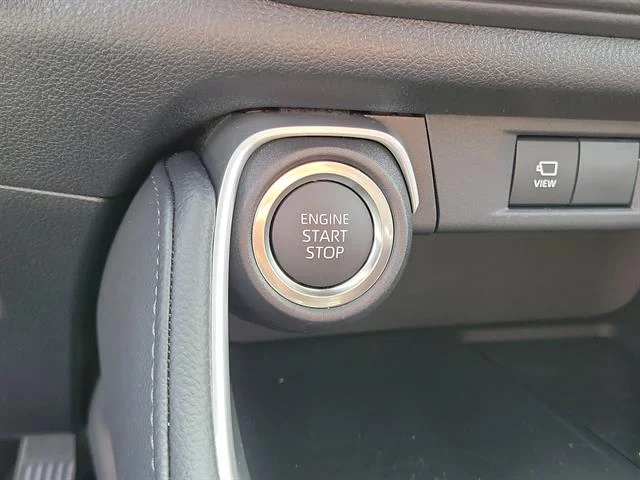 New 2026 Wind Chill Pearl Toyota Platinum image 28