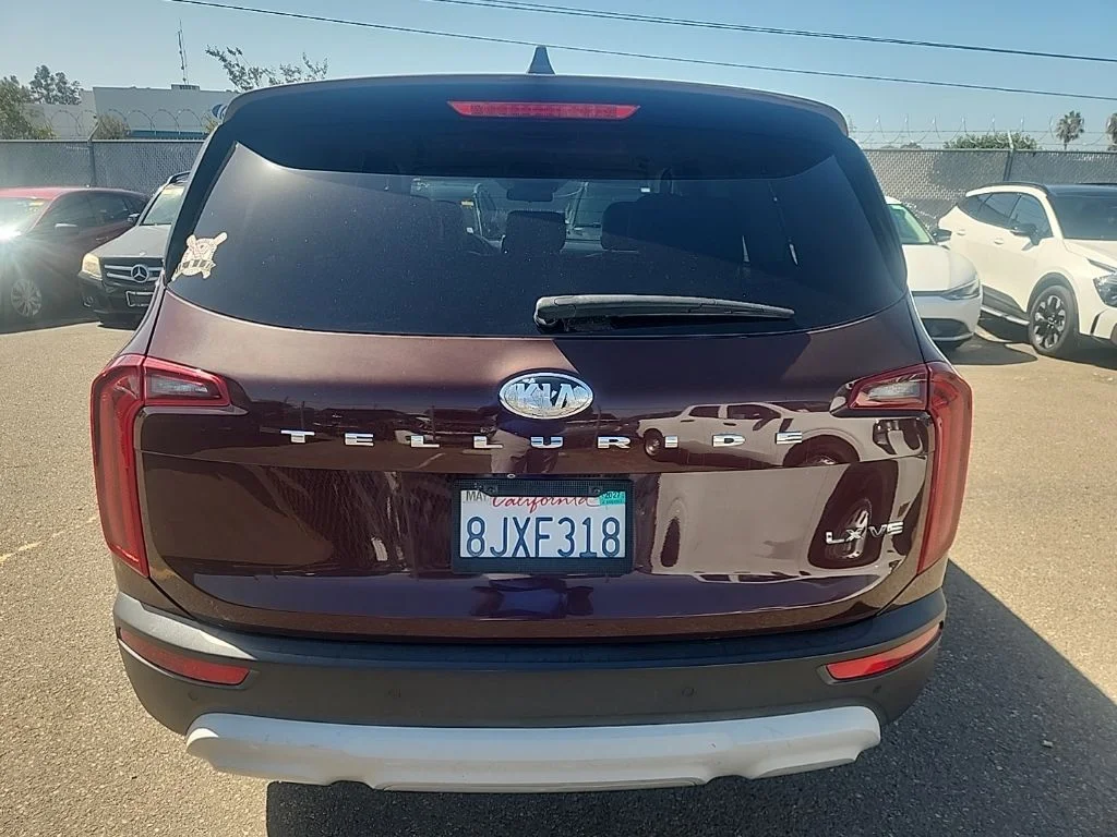 Used 2020 Purple Kia LX image 11