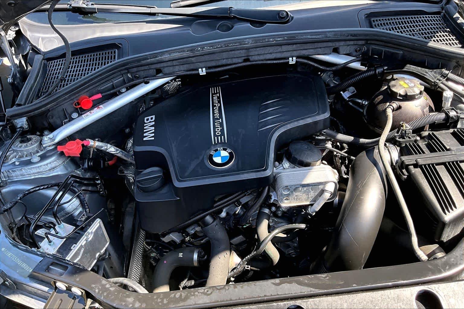 Used 2017 Space Gray Metallic BMW sDrive28i image 31