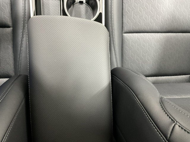 New 2027 Summit White Chevrolet LT image 37