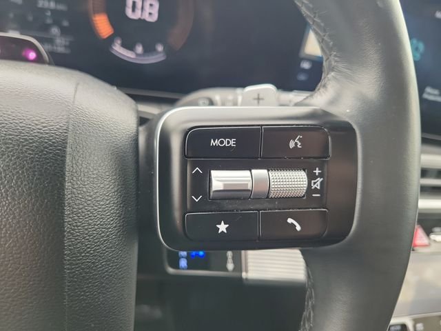 Certified Used 2025 White Hyundai SEL image 6