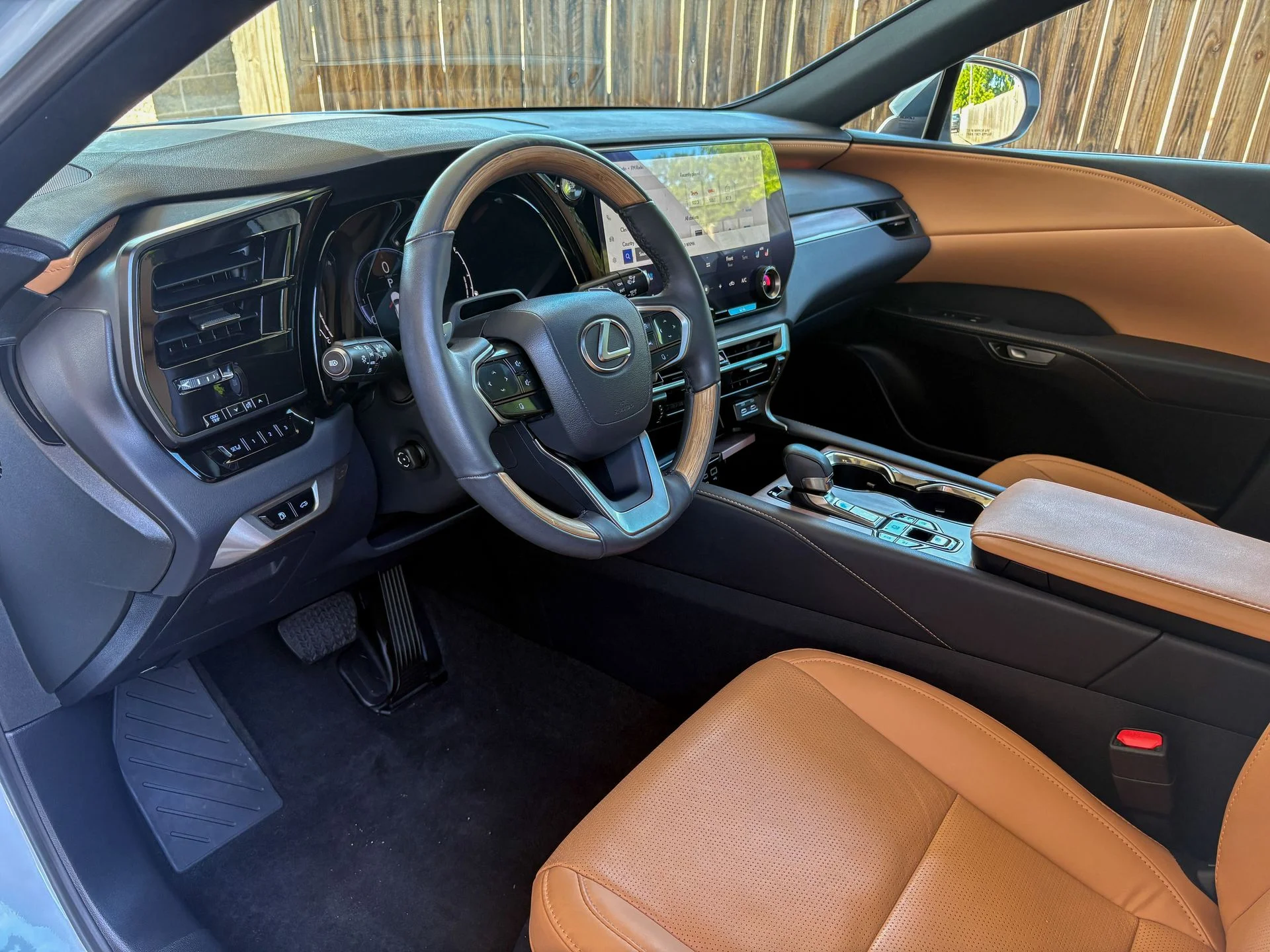 Used 2023 White Lexus 350 Premium Plus image 6