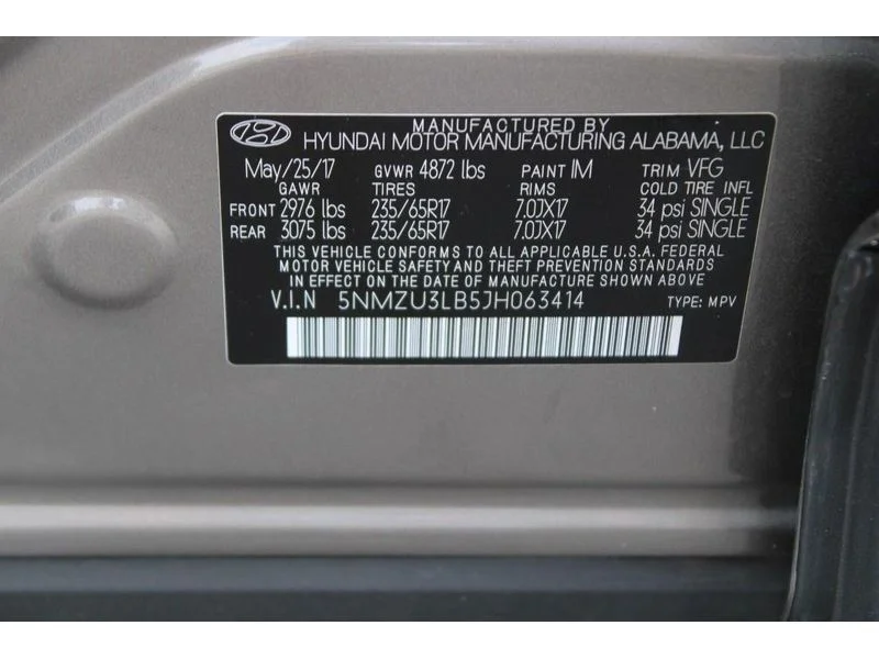 Used 2018 Mineral Gray Hyundai 2.4L image 17