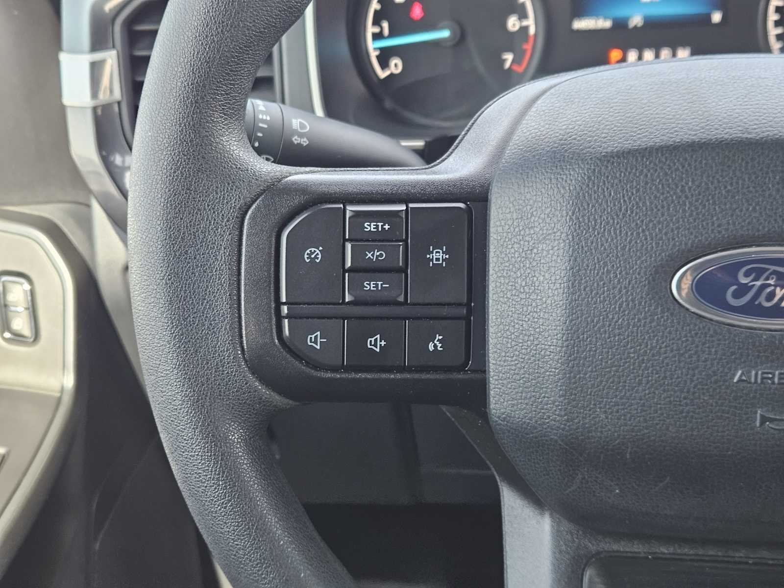 Used 2023 Avalanche Gray Ford XL image 25