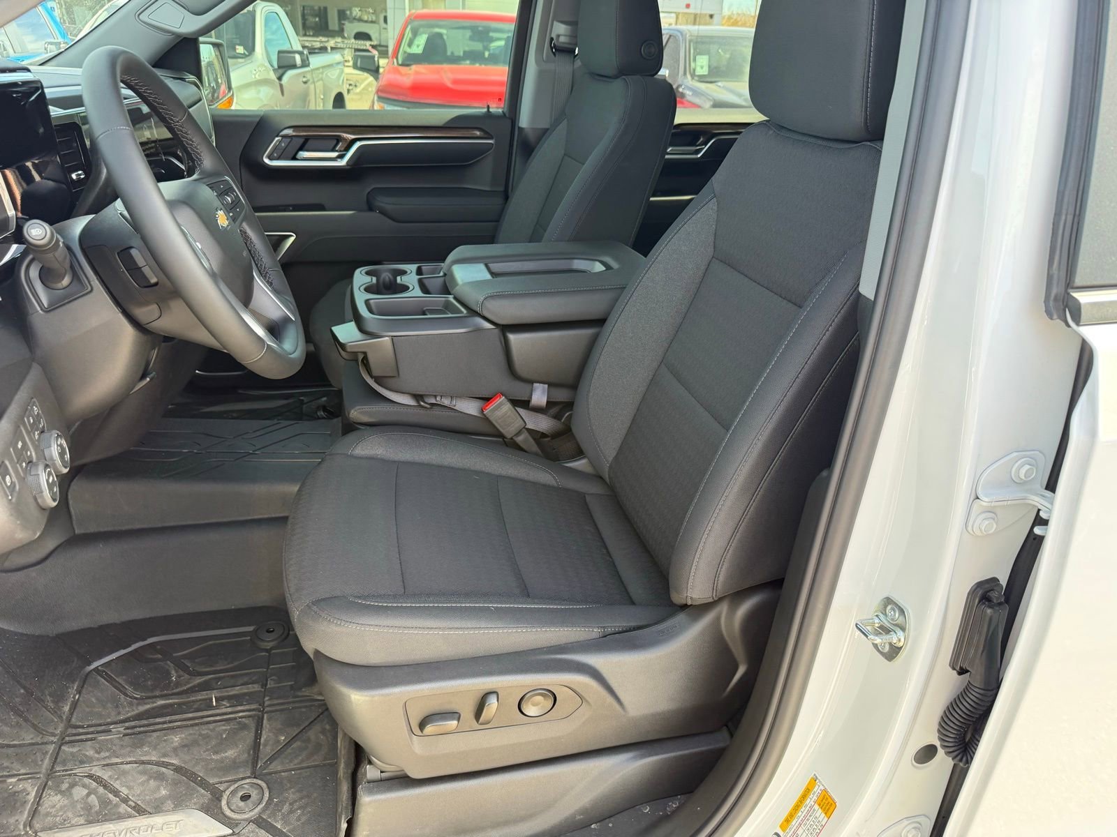 2026 Chevrolet Silverado 1500 LT - Photo 33
