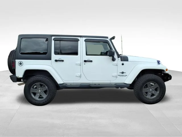 Used 2015 White Jeep Unlimited Sport image 14