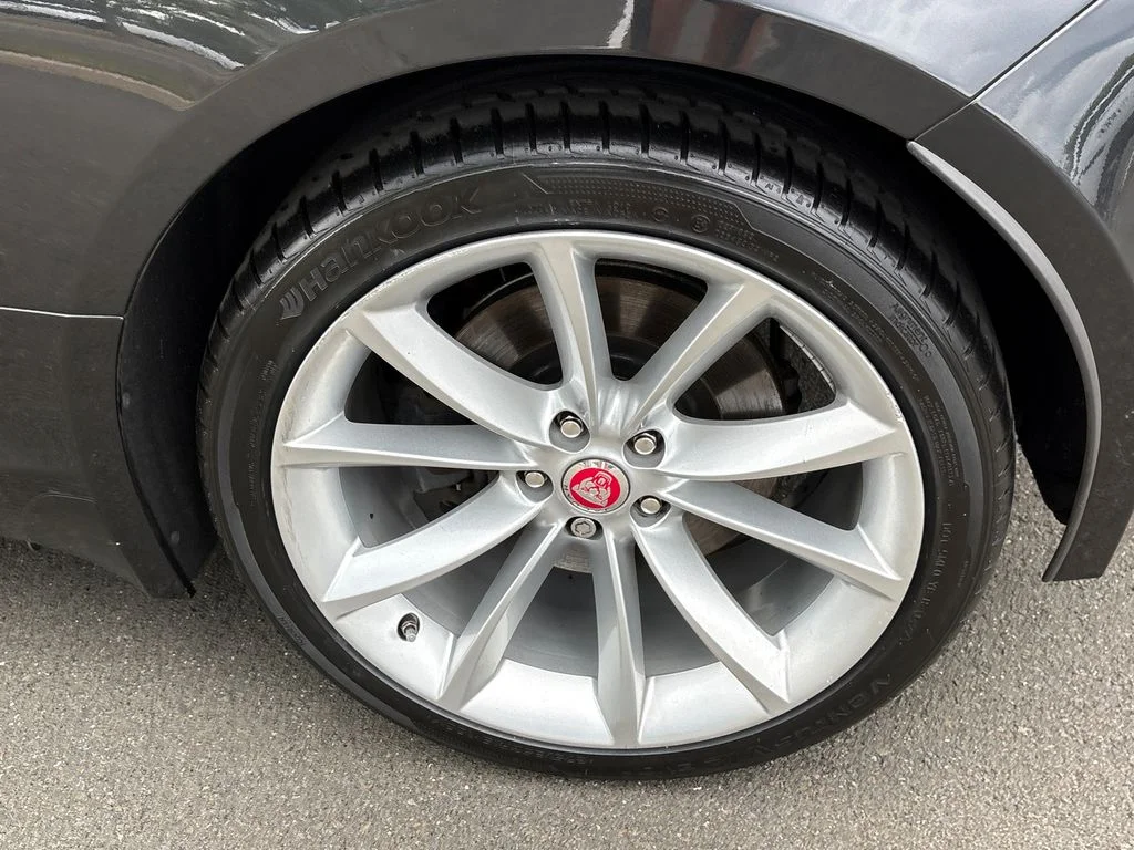 Used 2015 Gray Jaguar S image 7