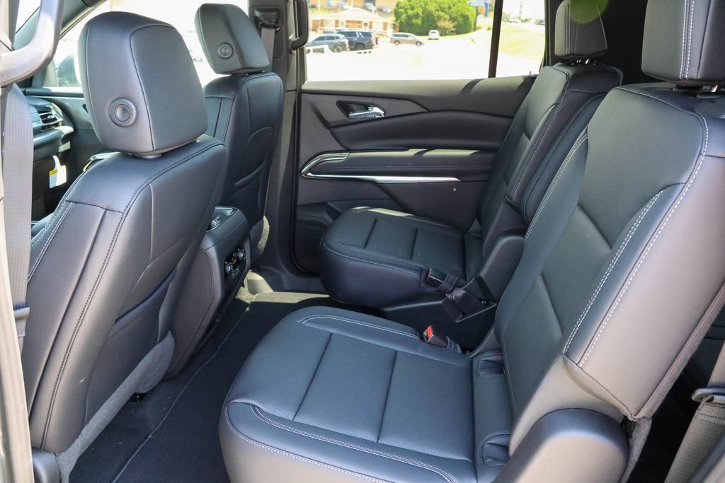 2027 Chevrolet Traverse LT - Photo 14
