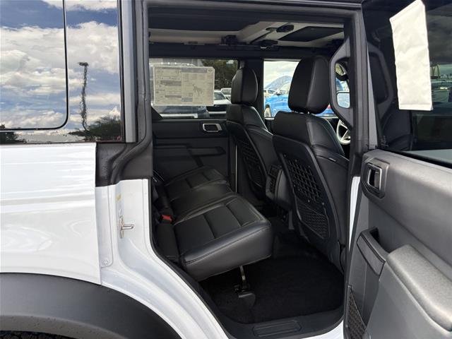 New 2026 Oxford White Ford Badlands® image 32