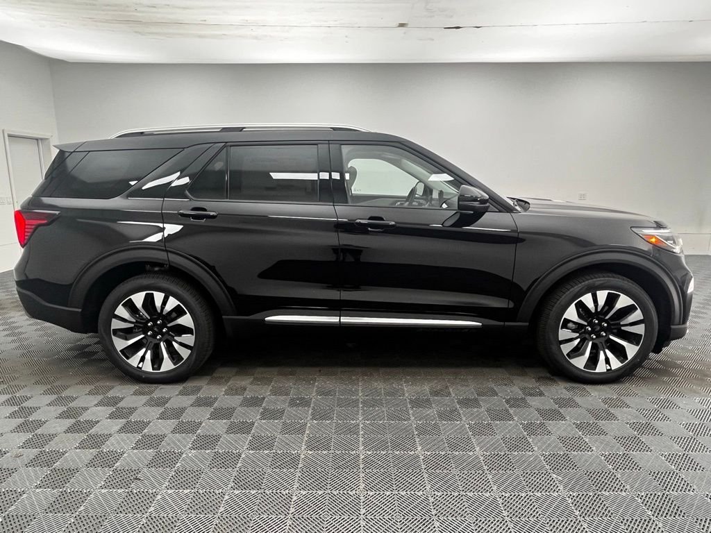 New 2026 Black Ford Platinum image 8