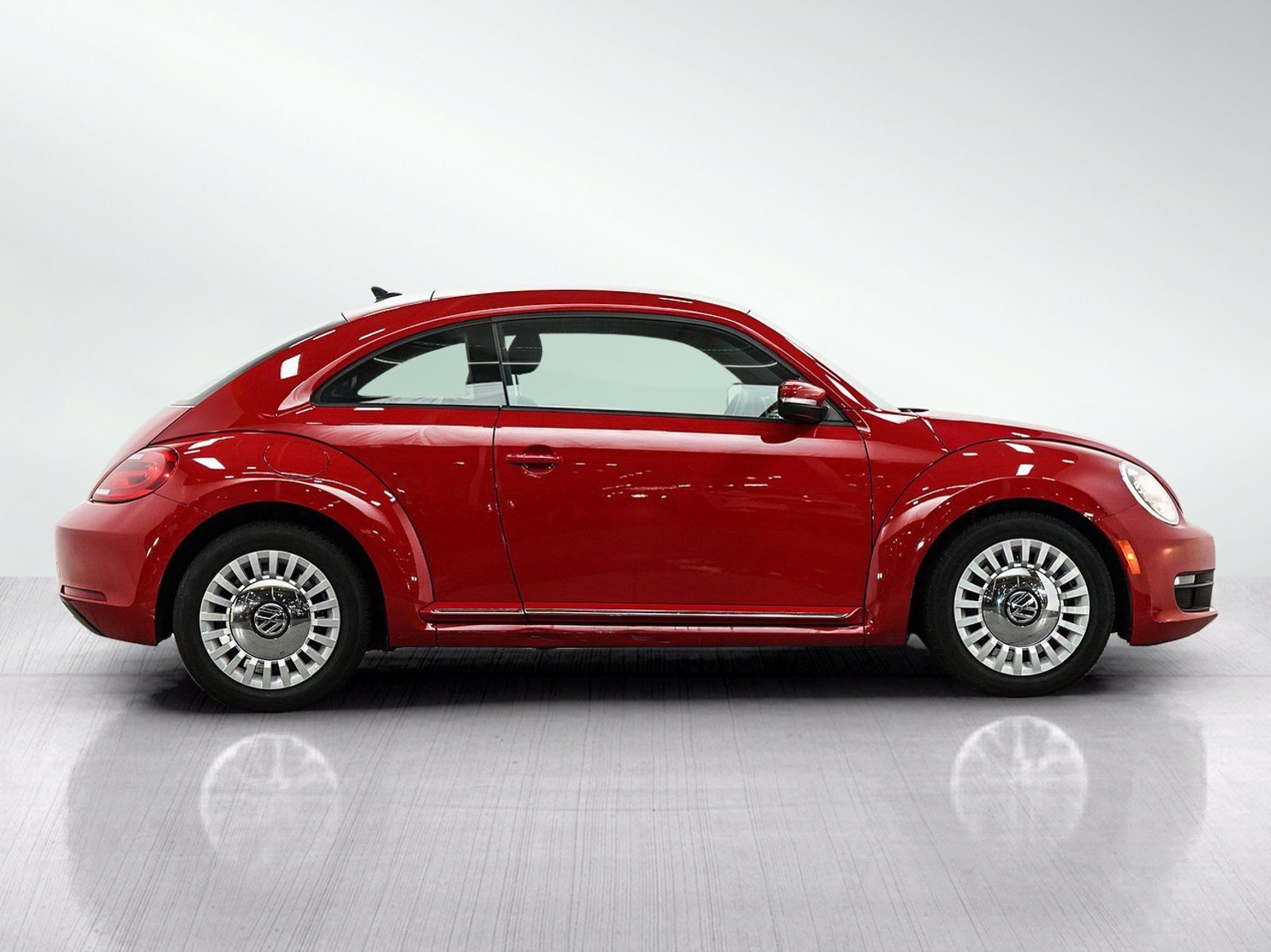 Used 2014 Tornado Red Volkswagen 1.8T image 6