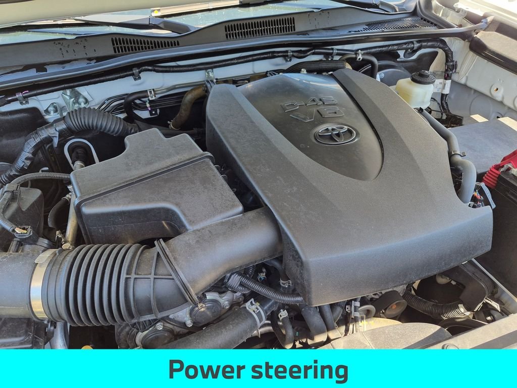 Used 2023 Ice Toyota SR5 image 14