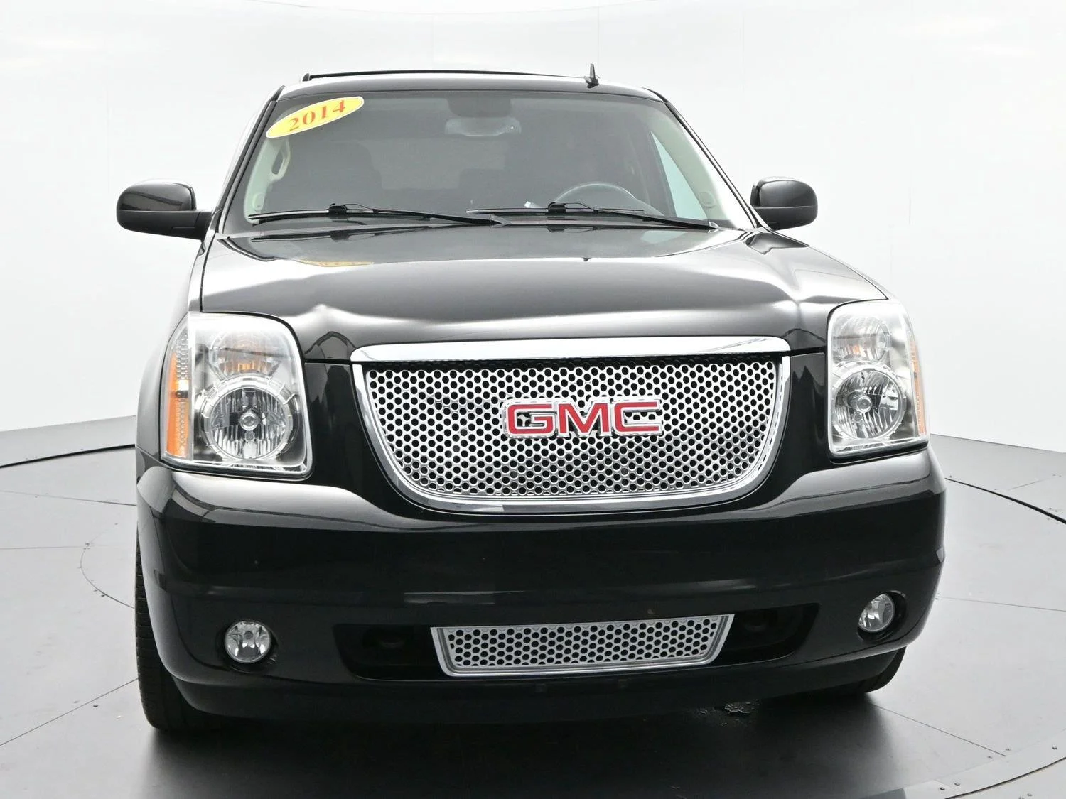 Used 2014 ONYX BLACK GMC Denali image 2