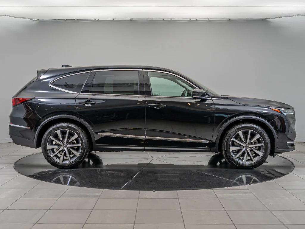 Used 2026 Majestic Black Pearl Acura Technology Package image 11