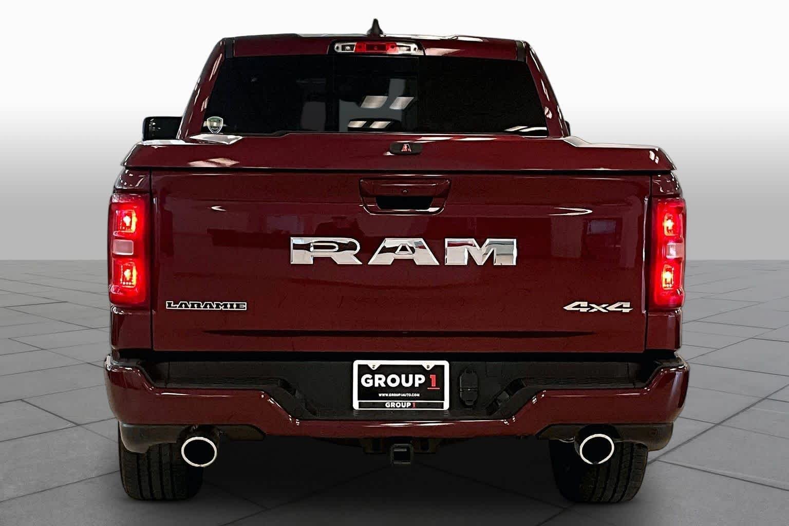 Used 2025 Delmonico Red Pearlcoat Ram Laramie image 4