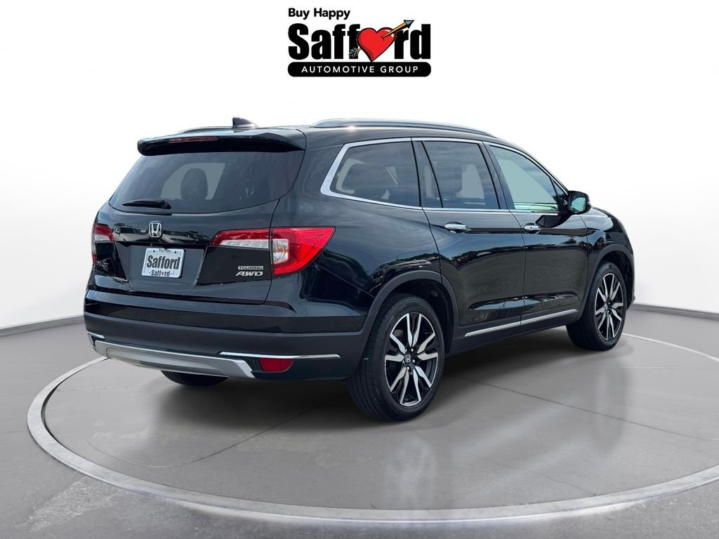 Used 2022 Black Honda Touring image 9