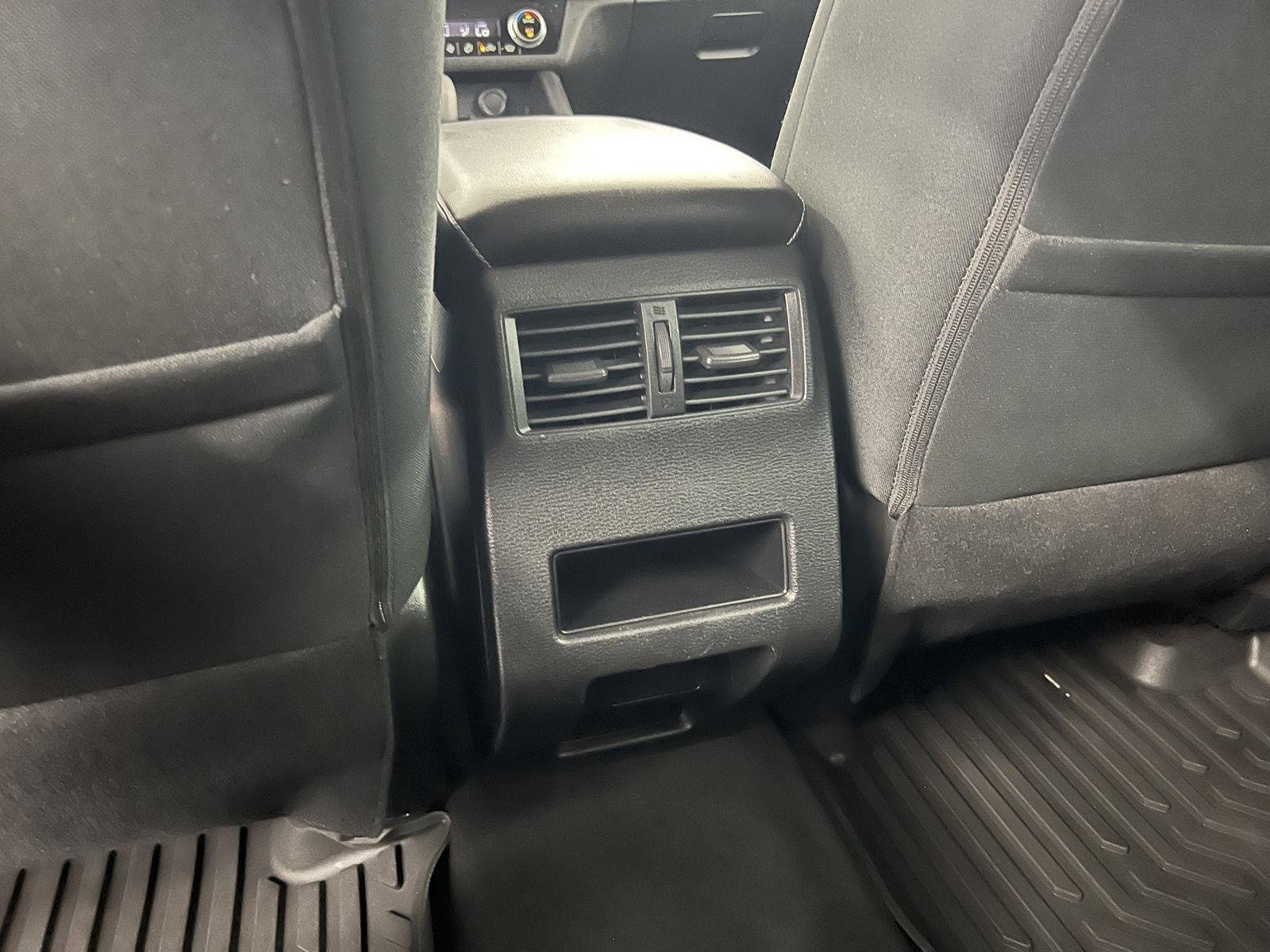 2022 Mitsubishi Outlander ES - Photo 26