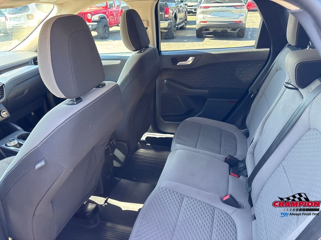 Used 2020 Blue Ford SE image 21