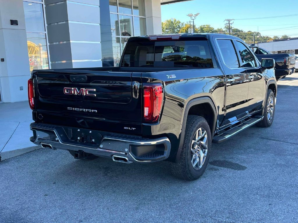 2026 GMC Sierra 1500 SLT - Photo 3