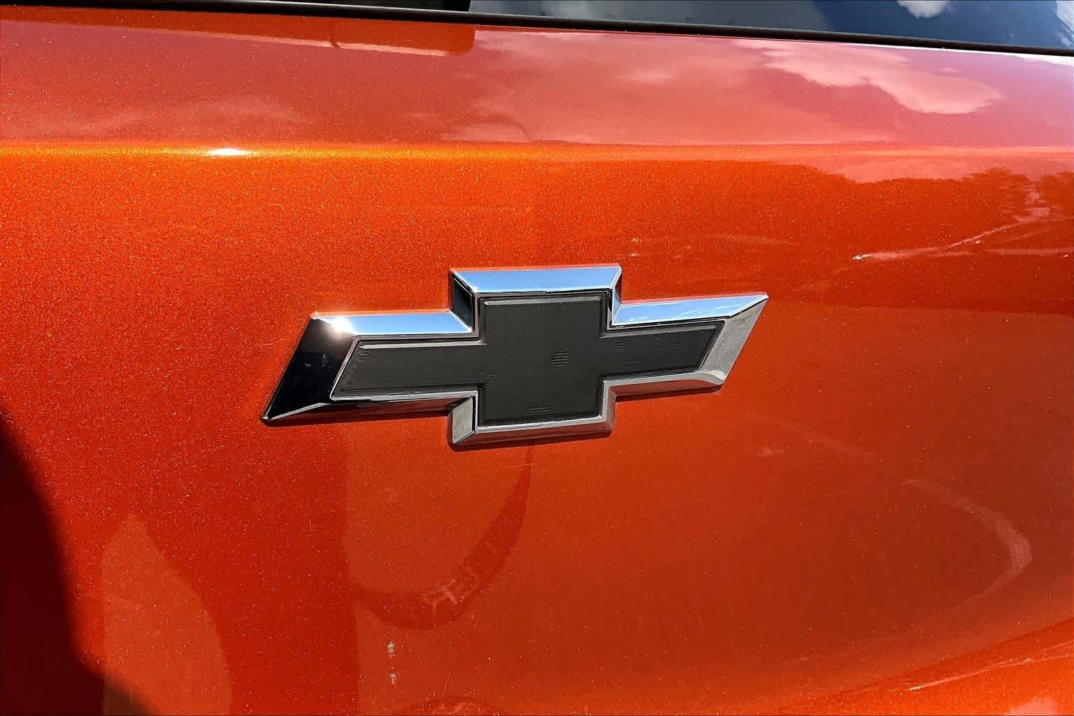 Used 2023 Vivid Orange Metallic Chevrolet ACTIV image 91