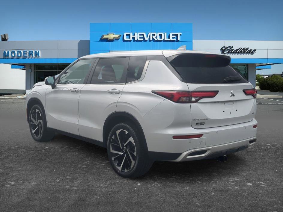 Used 2024 White Mitsubishi SE 2.5 S-AWC image 3