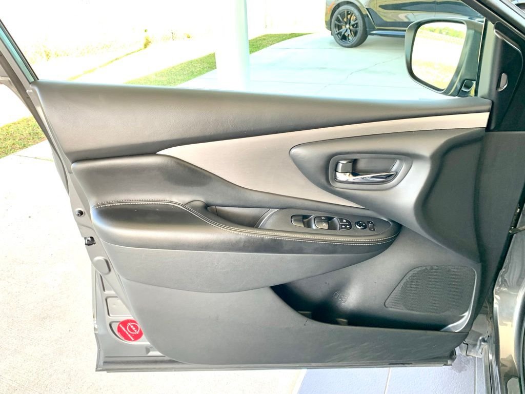 Used 2020 Gray Nissan SV image 11