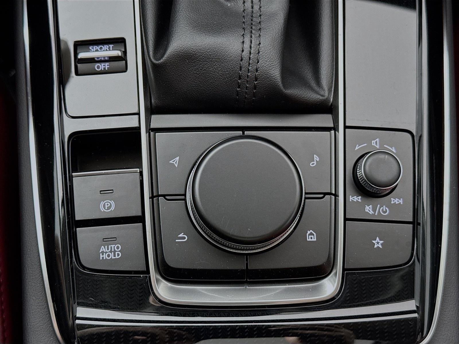 2025 Mazda CX-30 Carbon Edition - Photo 29
