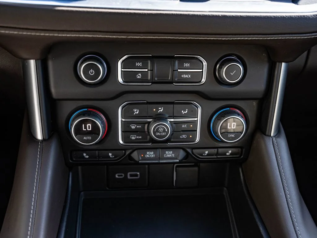 Used 2021 Satin Steel Metallic Chevrolet Z71 image 40