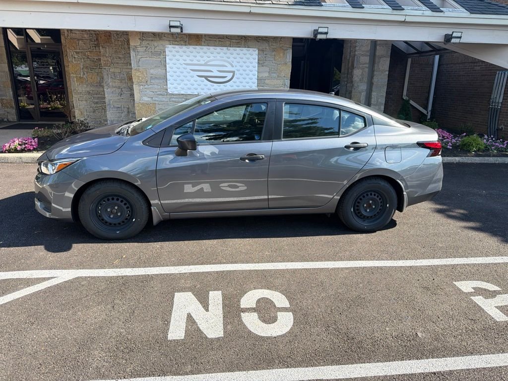 Used 2023 Gun Metallic Nissan 1.6 S image 4
