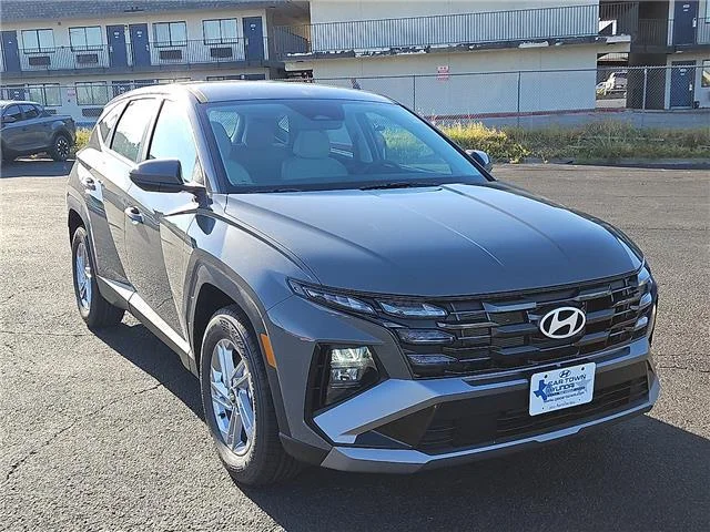 New 2026 Hampton Gray Hyundai SE image 6