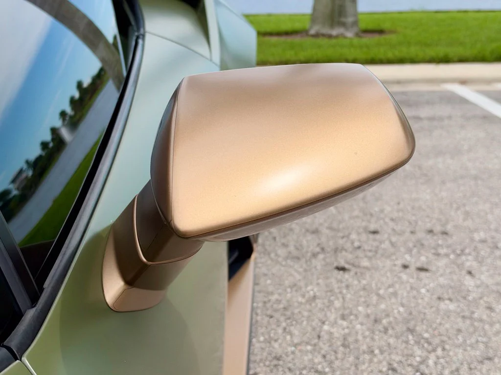 Used 2022 Green Lamborghini  image 24