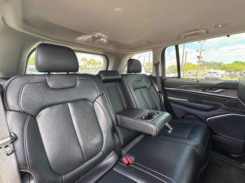 2023 Jeep Grand Cherokee Limited - Photo 11