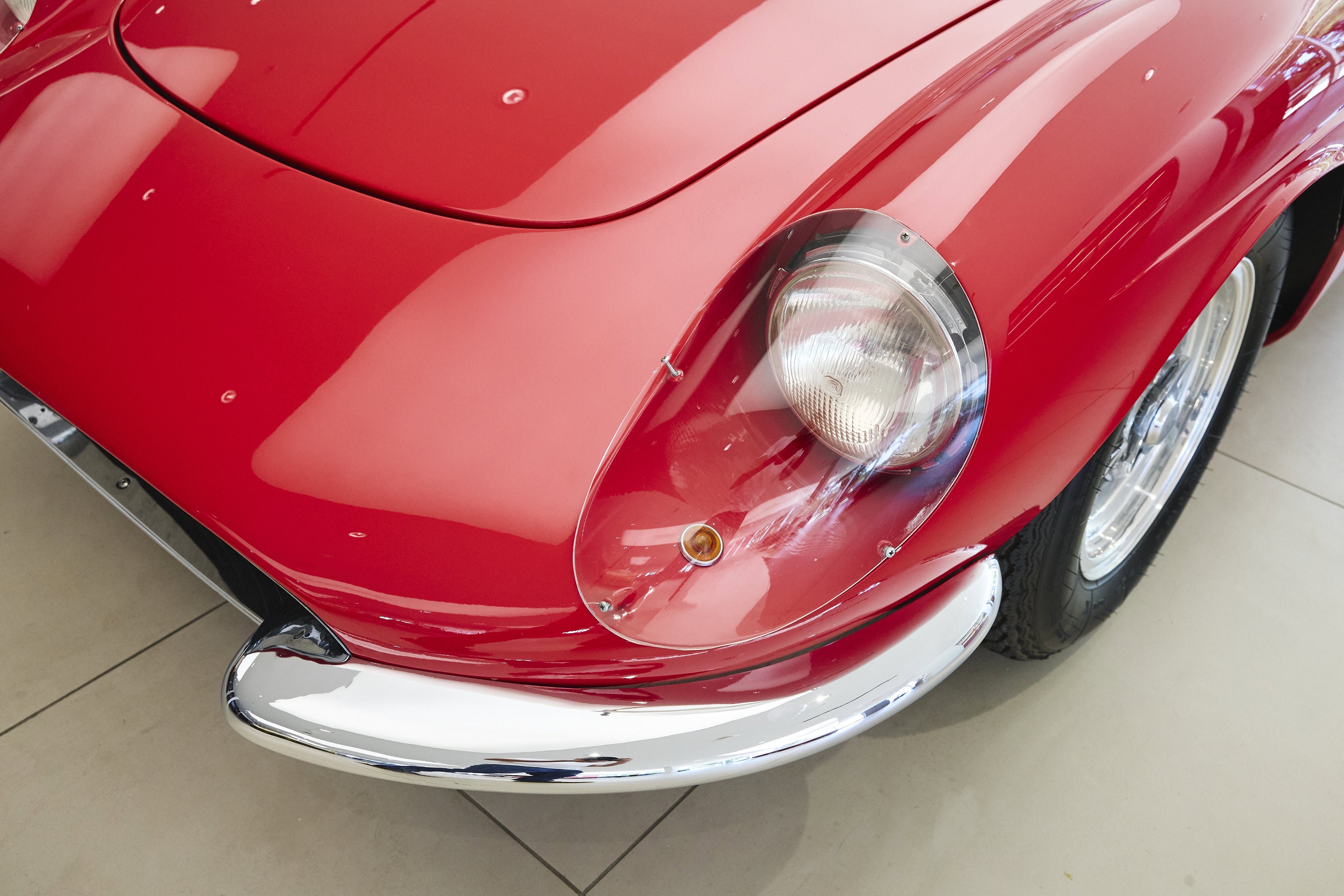 Used 1967 Rosso Ferrari  image 33
