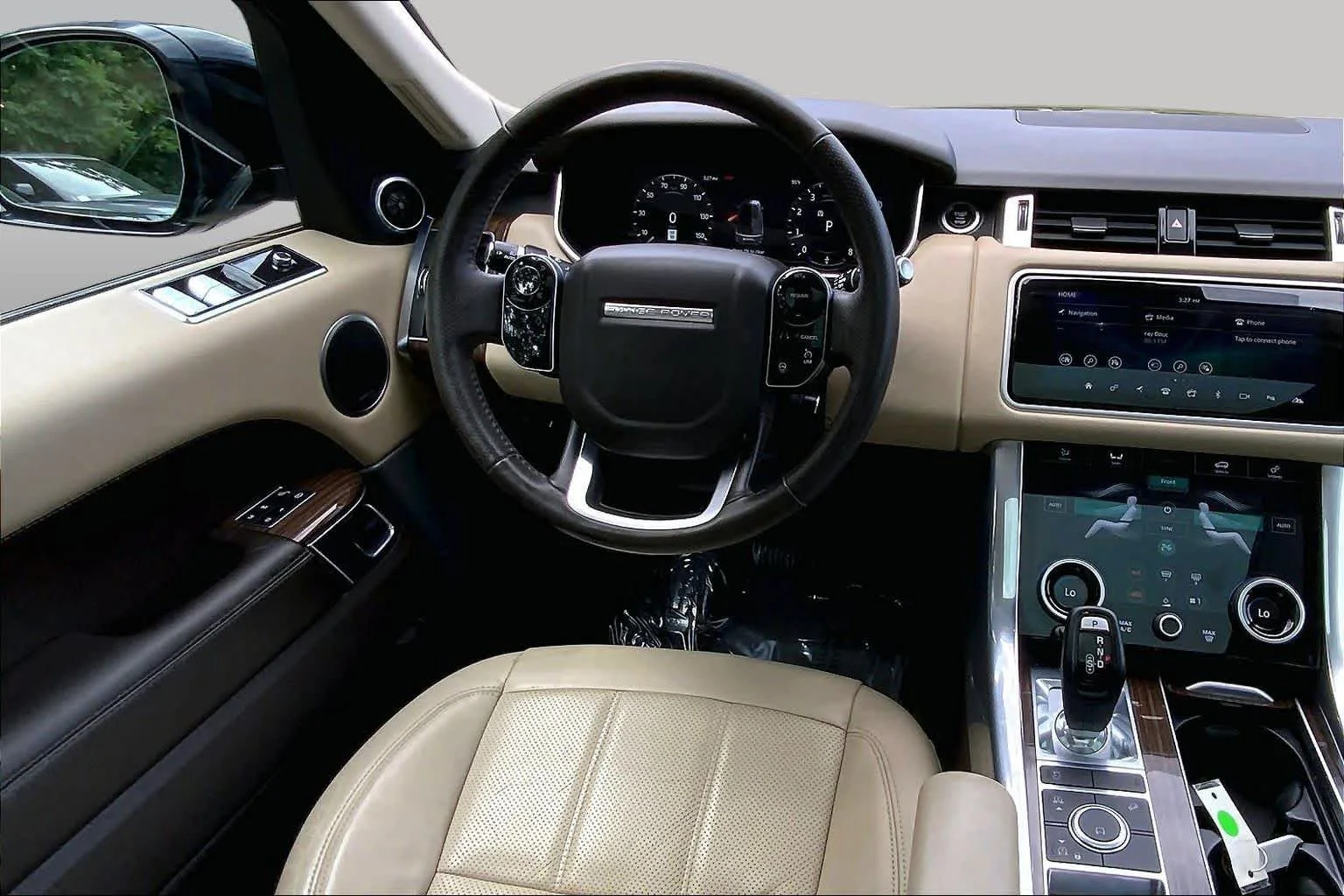 Used 2018 Narvik Black Land Rover HSE image 6
