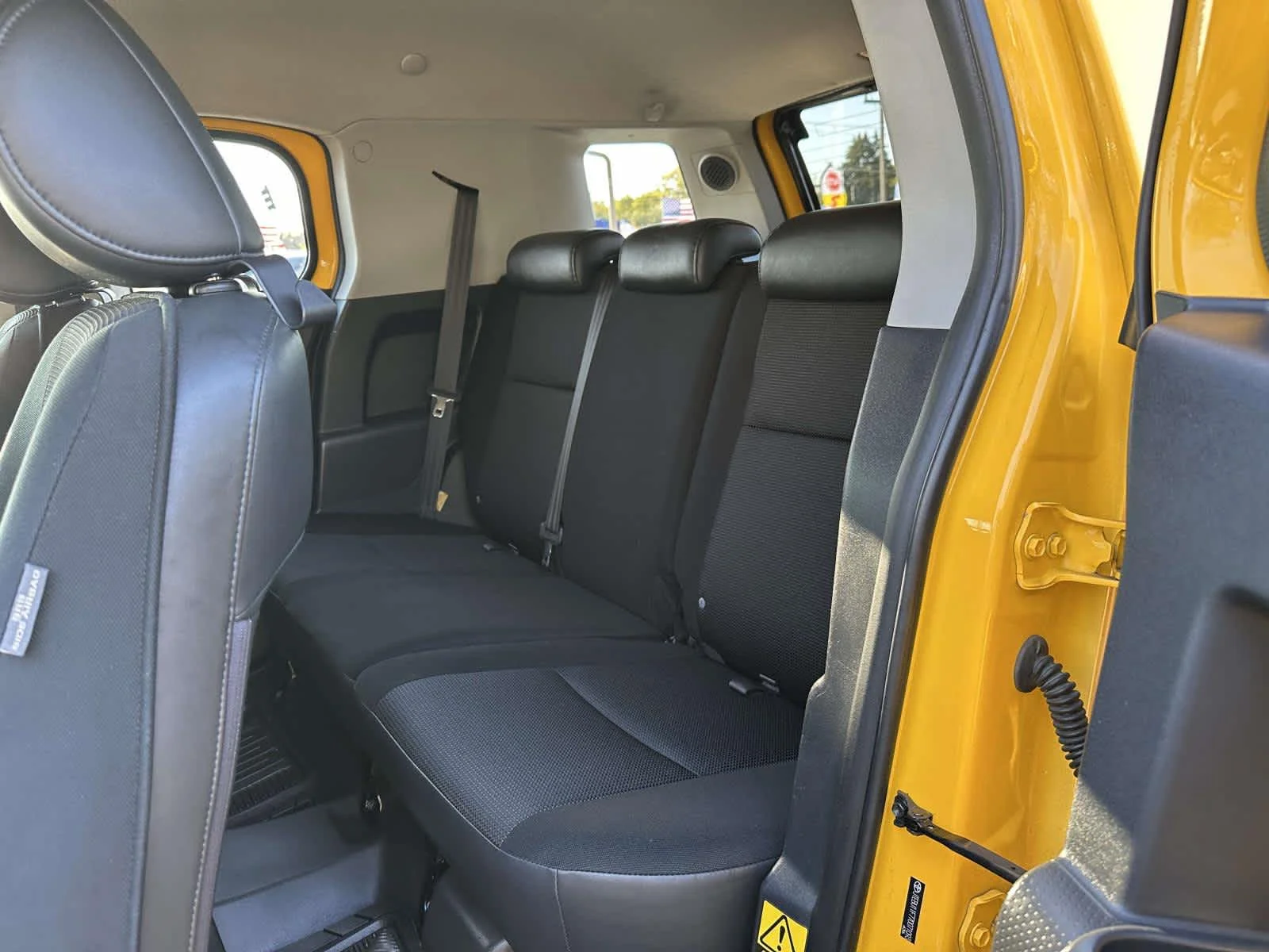 Used 2007 White / Sun Fusion Toyota  image 18