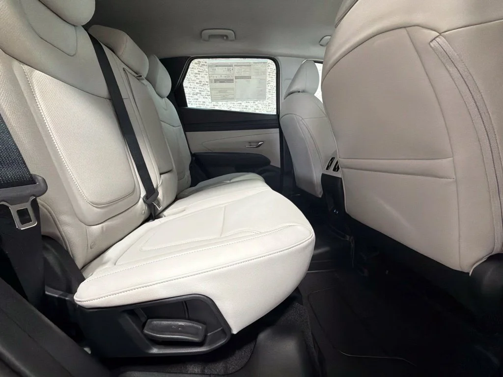 New 2026 Shimmering Silver Hyundai SEL Plus image 13