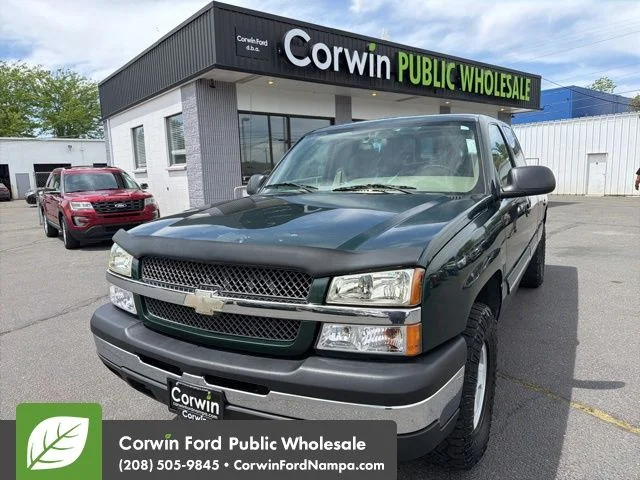 2004 Chevrolet Silverado 1500 LS 4x4 Extended Cab SWB's photo