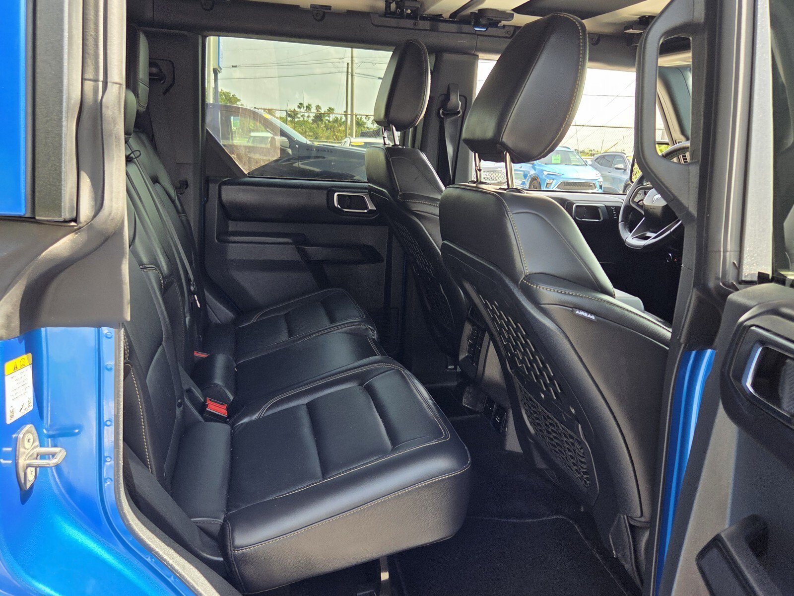 Used 2025 Velocity Blue Metallic Ford Badlands image 14