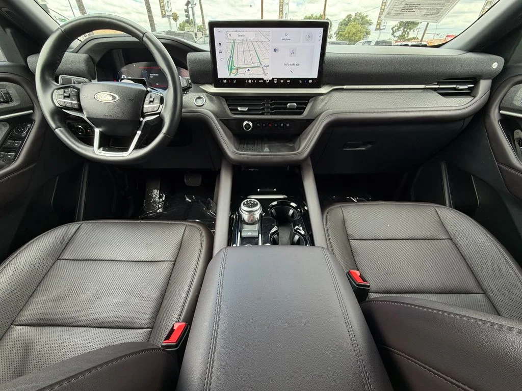Used 2025 Gray Ford Platinum image 12