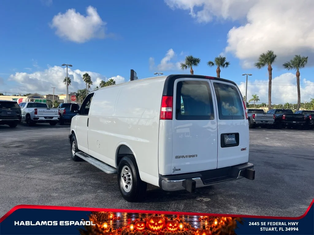 Used 2025 Summit White GMC Work Van image 7