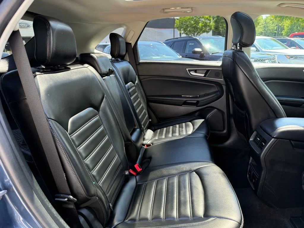 Used 2019 Blue Metallic Ford SEL image 30