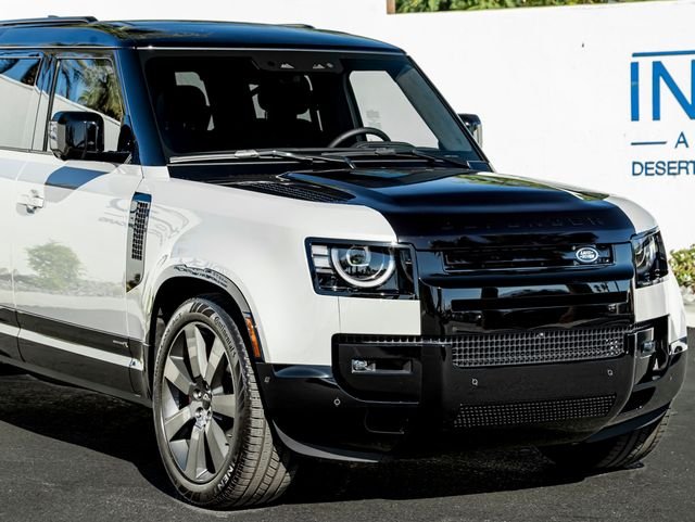 Used 2026 Borasco Gray Metallic Land Rover X image 5