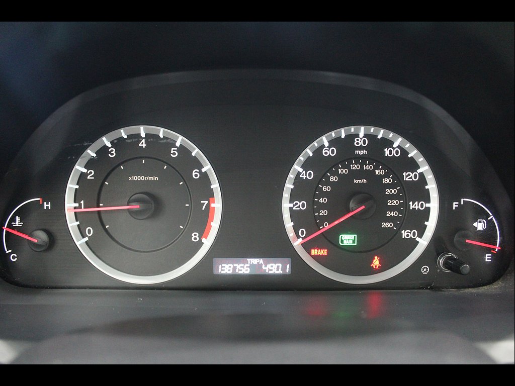 Used 2008 Alabaster Silver Metallic Honda LX image 31