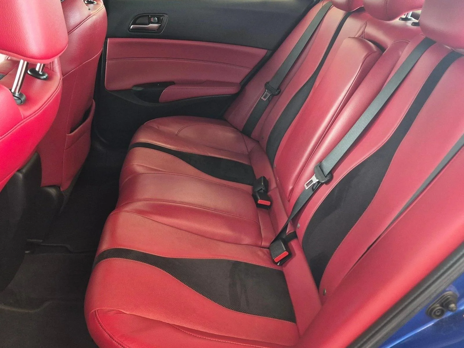 Used 2019 Apex Blue Pearl Acura w/Premium/A-Spec Pkg image 17