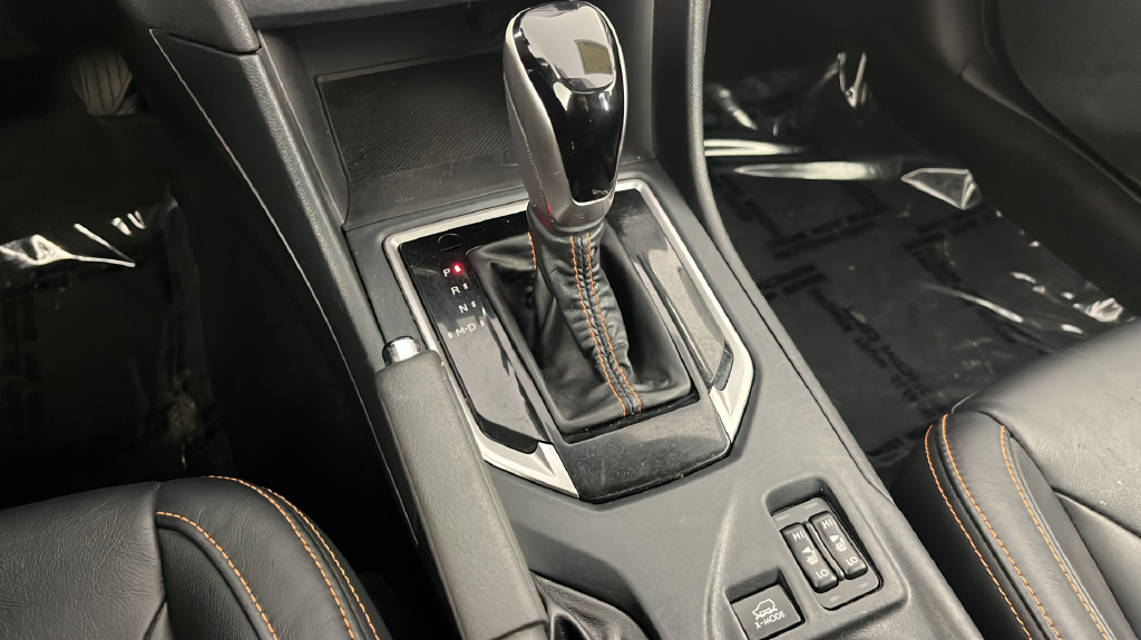 Used 2019 Khaki Subaru 2.0i Limited image 34