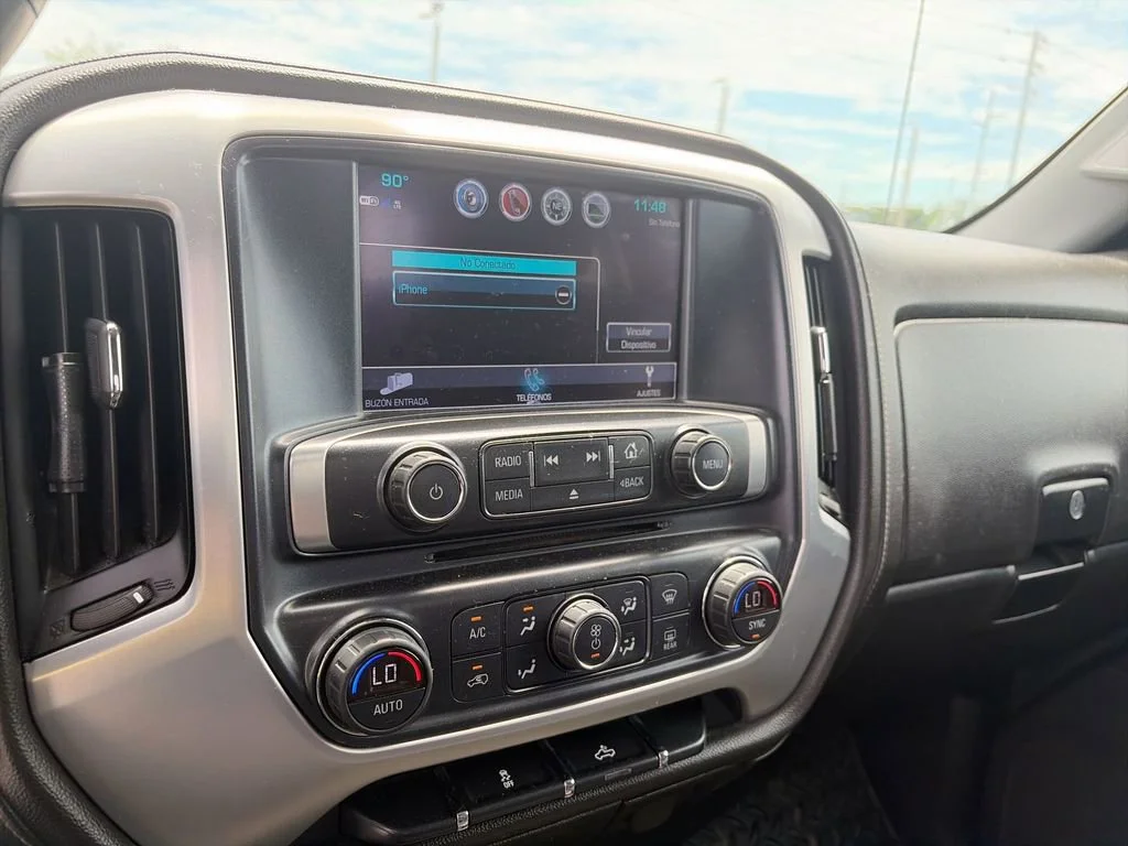 Used 2017 ONYX BLACK GMC SLE image 14